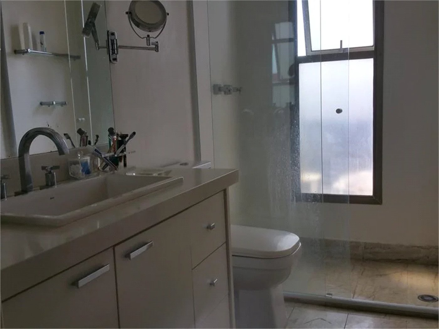 Apartamento à venda ou para alugar com 4 suítes em Vila Suzana, São Paulo, SP