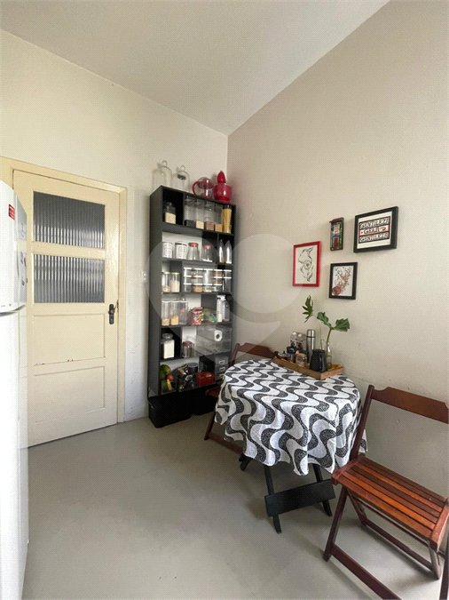 Apartamento à venda com 2 quartos, sendo 1 suíte, em Pinheiros, São Paulo, SP
