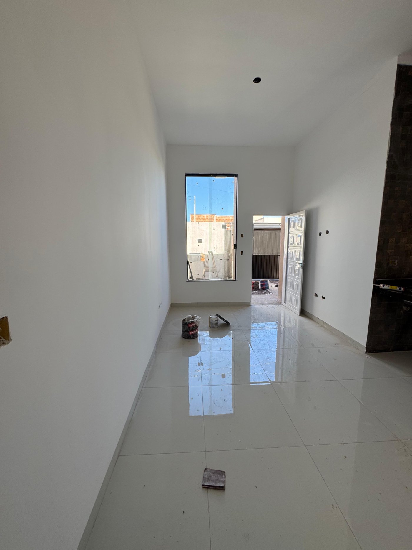 Casa à venda com 3 quartos, sendo 1 suíte,  em Nova Três Lagoas, Três Lagoas, MS