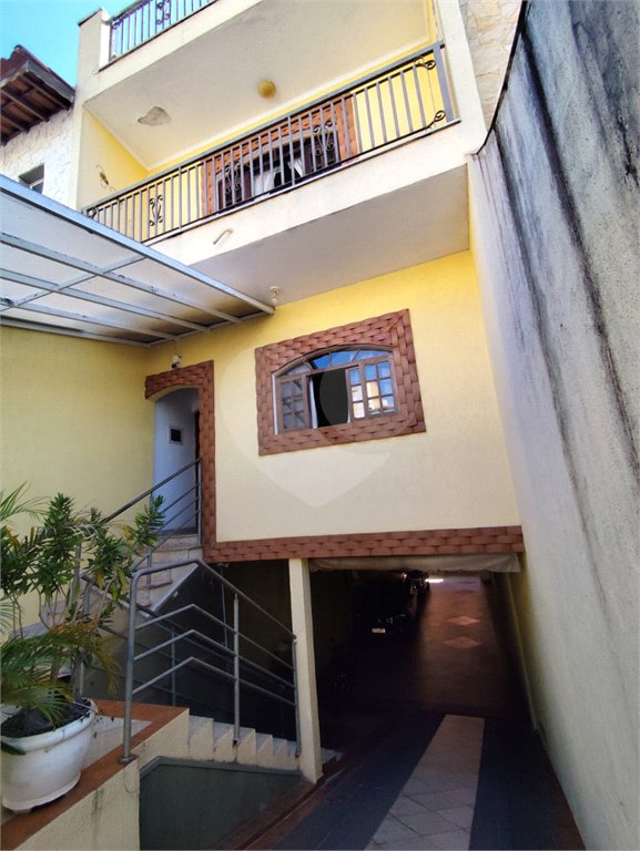Cobertura à venda com 3 quartos, sendo 1 suíte,  em Vila Camilópolis, Santo André, SP