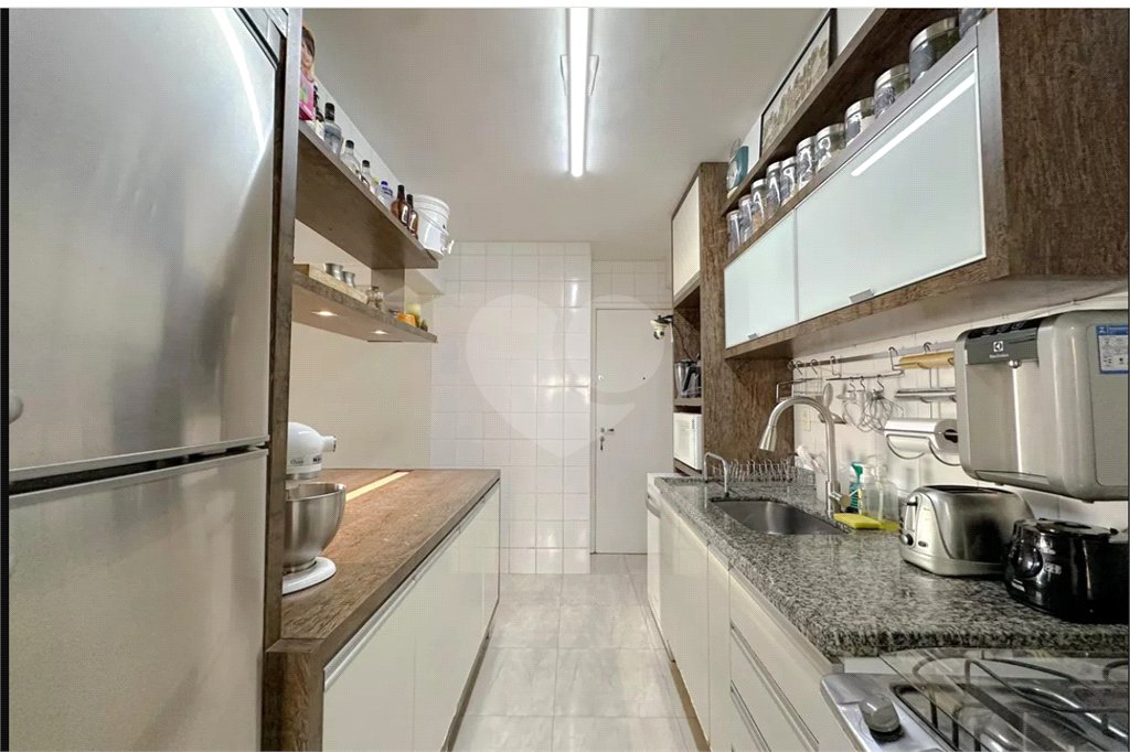 Apartamento à venda com 2 quartos, sendo 1 suíte,  em Água Branca, São Paulo, SP