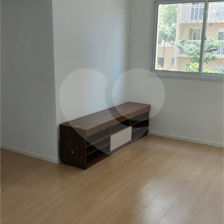Apartamento à venda com 2 quartos em Vila Penteado, São Paulo, SP