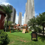 Casa à venda com 3 quartos, sendo 1 suíte, no condomínio Vila das Cores, São Paulo - SP