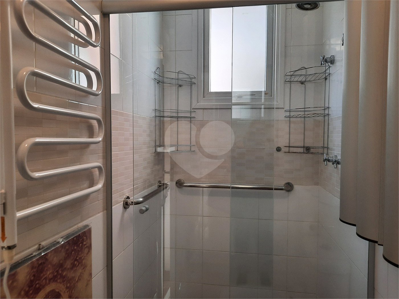 Casa à venda com 4 suítes no condomínio Las Cumbres, São Paulo - SP