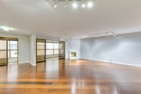 Apartamento à venda com 3 suítes em Granja Julieta, São Paulo, SP