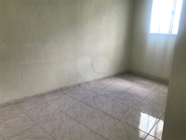 Sobrado à venda com 2 quartos em Vila Dom Pedro Ii, São Paulo, SP