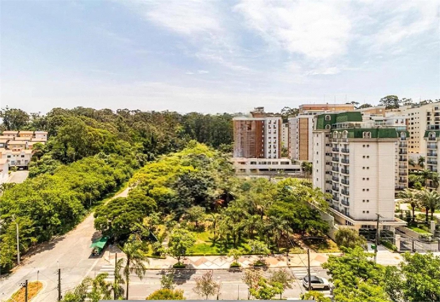 Apartamento à venda com 3 quartos, sendo 1 suíte, em Cidade São Francisco, São Paulo, SP