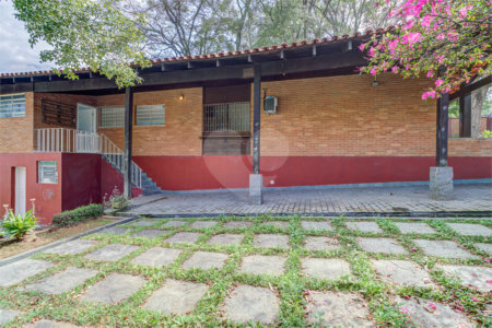 Casa Térrea à venda ou para alugar com 5 quartos, sendo 1 suíte, em Jardim Marajoara, São Paulo, SP