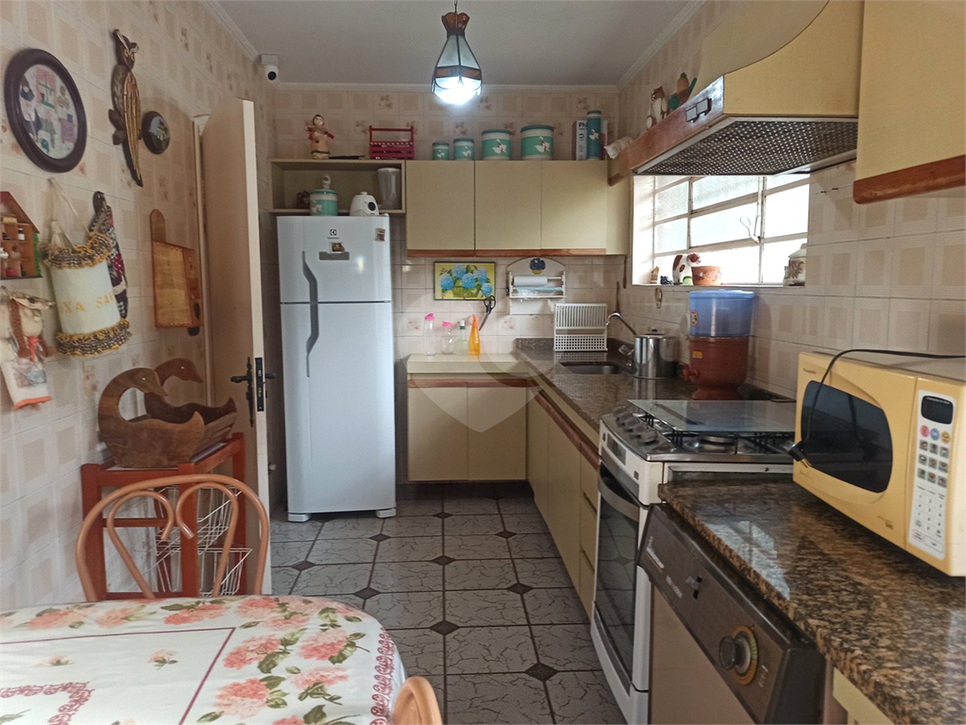 Casa Térrea à venda com 4 quartos, sendo 2 suítes,  em Jardim Paulista, Atibaia, SP