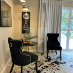 Casa à venda com 4 suítes no condomínio Marambaia, Vinhedo - SP