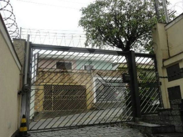 Sobrado à venda com 3 quartos, sendo 2 suítes,  em Água Fria, São Paulo, SP