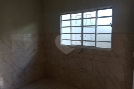 Casa à venda com 4 quartos, sendo 1 suíte, em Vila Rosa, Itapetininga, SP
