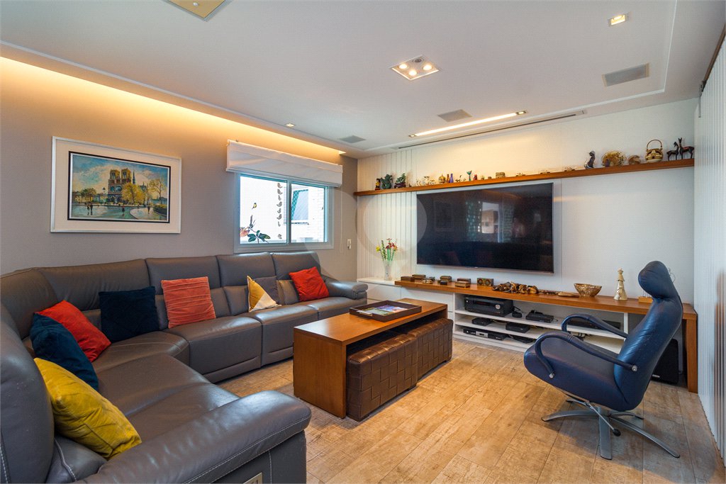 Apartamento à venda com 3 suítes em Saúde, São Paulo, SP