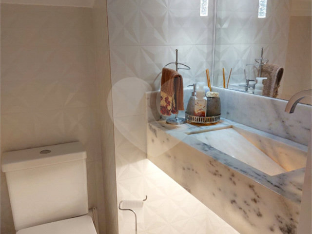 Sobrado à venda com 3 quartos, sendo 2 suítes,  em Mandaqui, São Paulo, SP