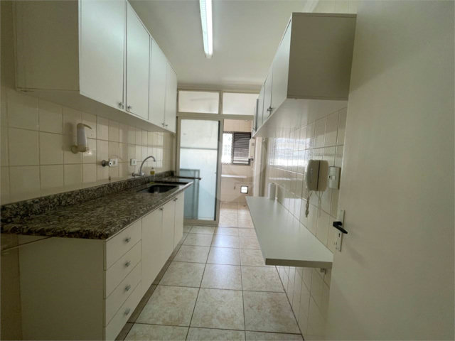 Apartamento à venda ou para alugar com 3 quartos, sendo 1 suíte,  em Alto da Boa Vista, São Paulo, SP