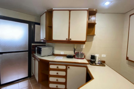 Apartamento com 3 dormitórios à venda, 170 m² por R$ 1.430.000,00 - Pitangueiras - Guarujá/SP