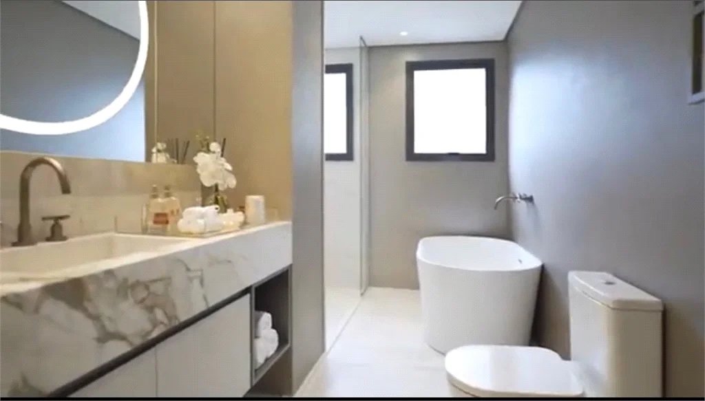 Apartamento à venda com 3 suítes em Pinheiros, São Paulo, SP