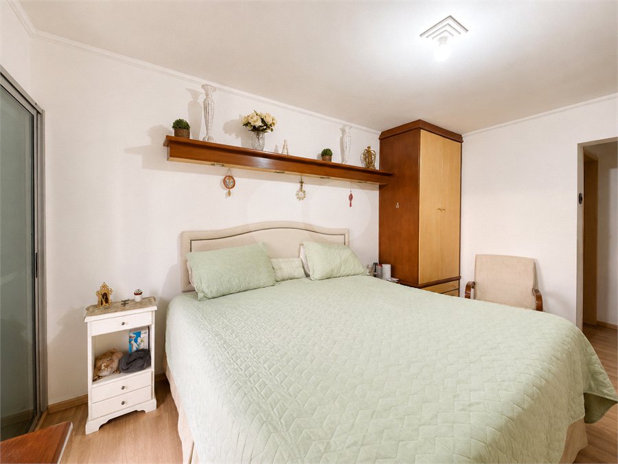 Apartamento à venda com 3 quartos, sendo 1 suíte, em Alto da Boa Vista, São Paulo, SP