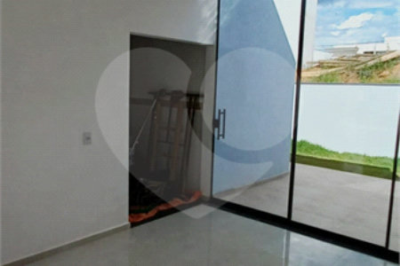Casa à venda com 3 quartos, sendo 1 suíte, no condomínio Mosaico Essence, Mogi das Cruzes - SP