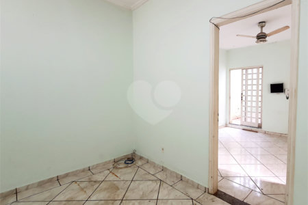 Sobrado à venda com 4 quartos, sendo 1 suíte, no Centro, Ribeirão Preto, SP