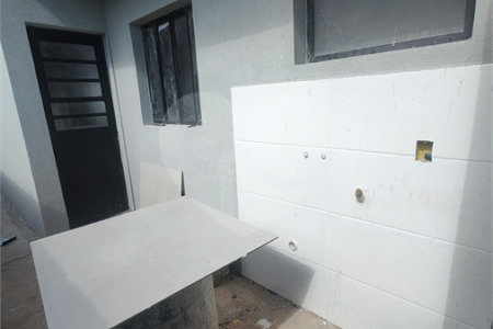 Casa à venda com 2 quartos, sendo 1 suíte, em Jardim Santo Antônio, Atibaia, SP