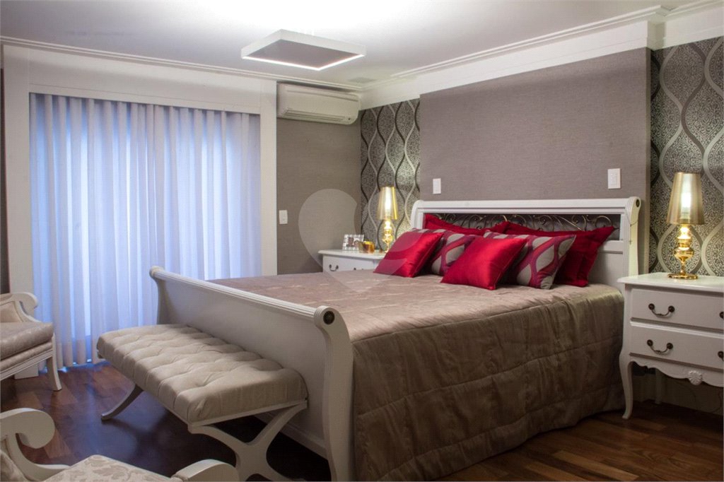 Apartamento à venda com 4 quartos, sendo 3 suítes, em Alto da Boa Vista, São Paulo, SP