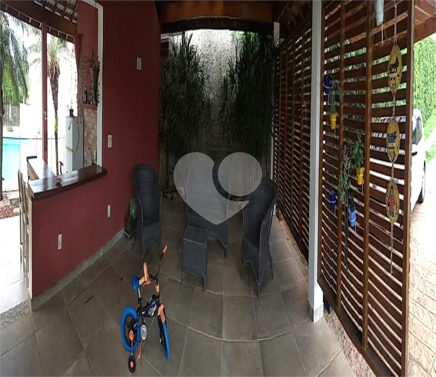Casa à venda com 3 quartos, sendo 1 suíte, no condomínio Acmti - Colinas do Mosteiro, Terras de Itaici e Recanto dos Pássaros, Indaiatuba - SP