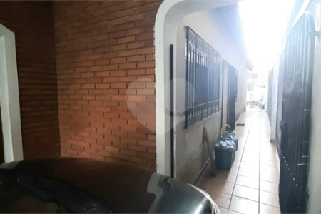 Casa à venda com 3 quartos, sendo 1 suíte, em Vila Nivi, São Paulo, SP