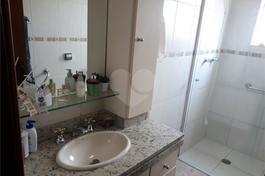 Sobrado à venda com 4 quartos, sendo 1 suíte, em Água Fria, São Paulo, SP