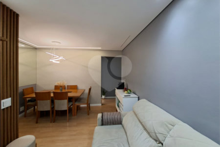 Apartamento à venda com 3 quartos, sendo 1 suíte,  em Jardim das Vertentes, São Paulo, SP