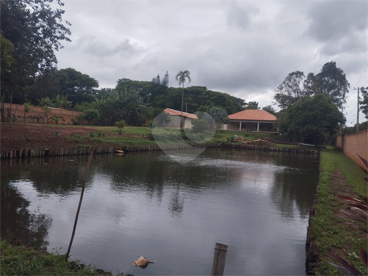 Chácara à venda com 3 quartos, sendo 1 suíte, em Chácara Flora Araraquara, Araraquara, SP
