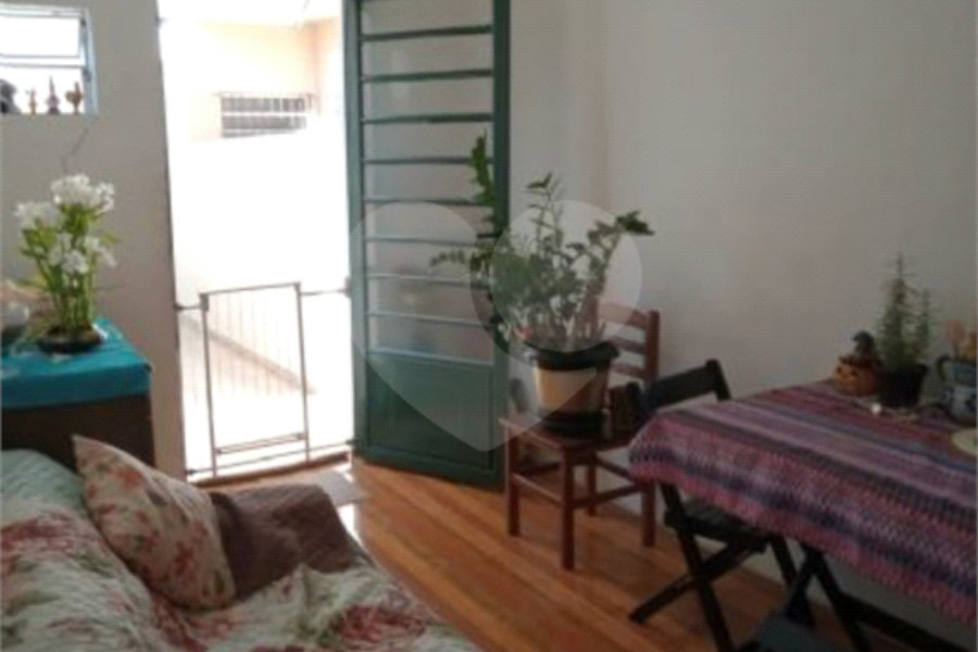 Sobrado à venda com 3 quartos, sendo 1 suíte, em Vila Paulicéia, São Paulo, SP