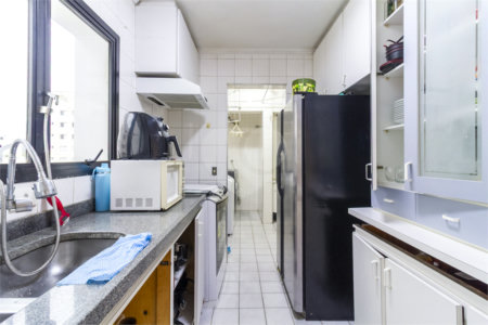 Apartamento à venda com 4 quartos, sendo 1 suíte, em Indianópolis, São Paulo, SP