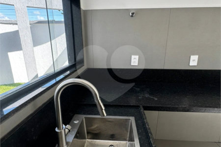 Casa à venda com 3 quartos, sendo 1 suíte, no condomínio Parque Guará, Rio de Janeiro - RJ