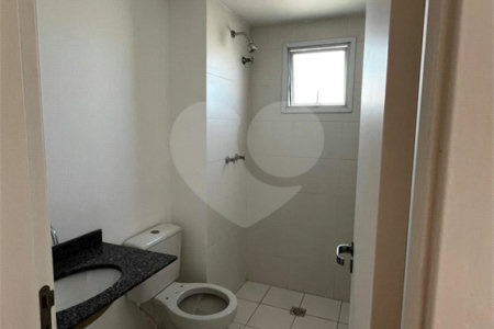 Apartamento à venda com 3 quartos, sendo 2 suítes, em Parque Reboucas, São Paulo, SP