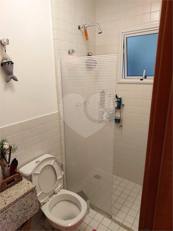 Apartamento à venda com 3 suítes em Itaguá, Ubatuba, SP