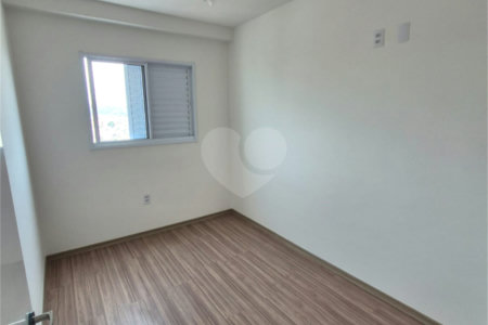 Apartamento à venda com 2 quartos, sendo 1 suíte,  em Vila Hortência, Sorocaba, SP