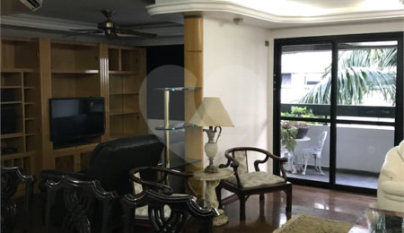 Apartamento à venda com 4 quartos, sendo 1 suíte,  em Vila Uberabinha, São Paulo, SP