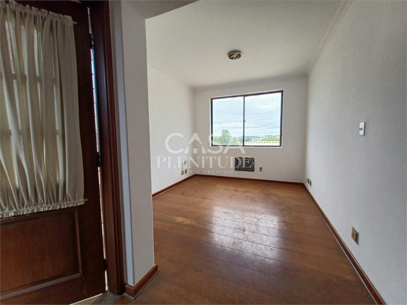 Apartamento à venda com 3 quartos, sendo 1 suíte, em Jardim Ferreira, Sorocaba, SP