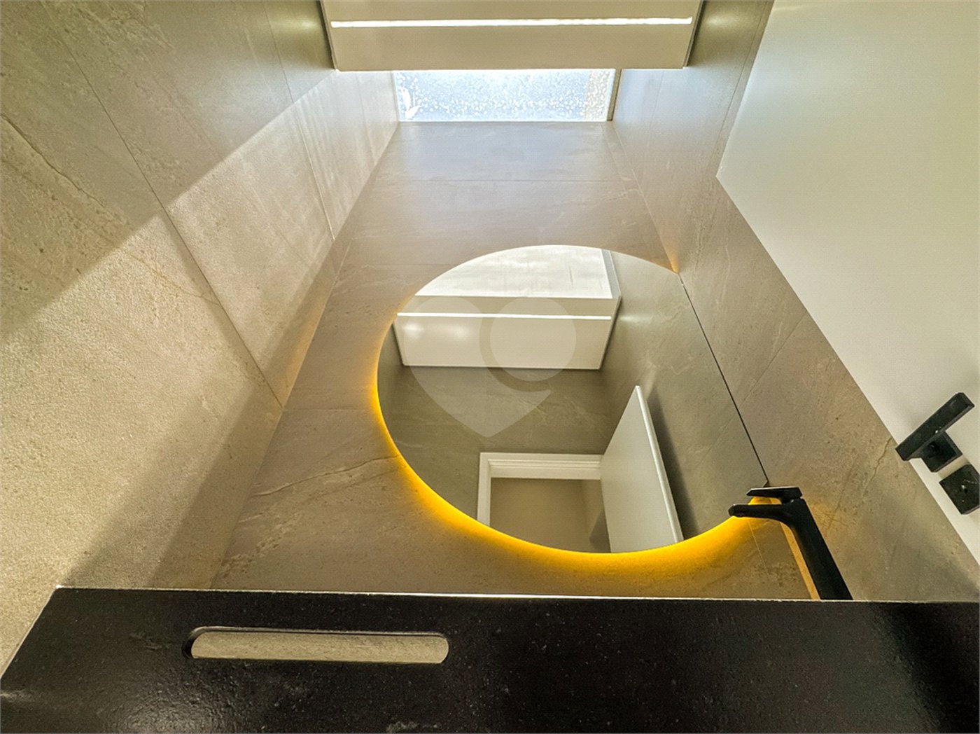 Casa à venda com 3 suítes no condomínio Jardim Residencial Dona Maria Candida, Indaiatuba - SP