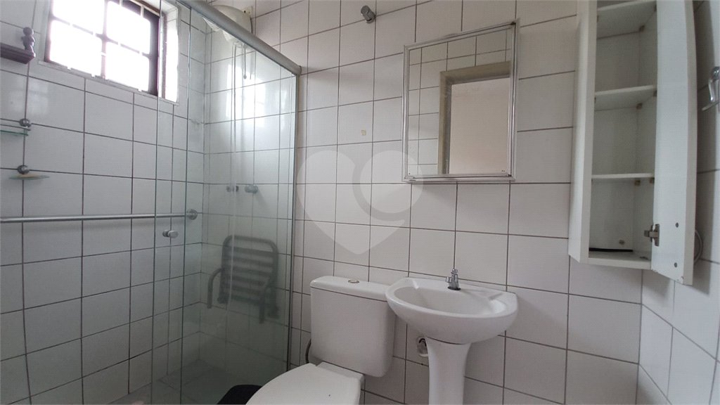 Casa Térrea à venda com 4 quartos, sendo 2 suítes, em Vila Gustavo, São Paulo, SP