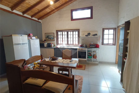 Chácara à venda com 5 quartos, sendo 3 suítes, em Vila Darcy Penteado (mailasqui), São Roque, SP