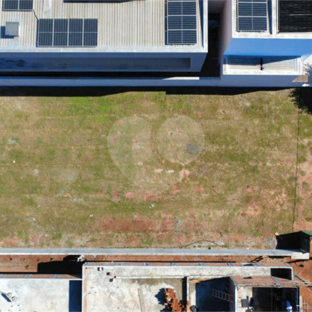Terreno à venda no condomínio Residencial Villa Dumont, Três Lagoas - MS