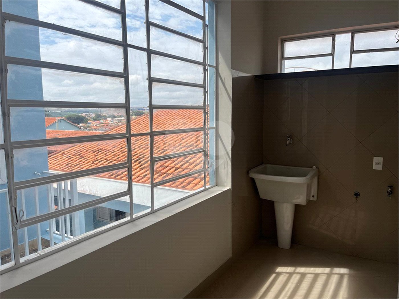 Casa à venda com 2 quartos em Jardim Itália, Itapetininga, SP