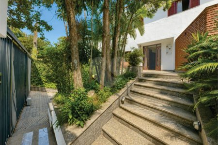 Casa à venda com 5 quartos, sendo 4 suítes, em Parque dos Príncipes, São Paulo, SP
