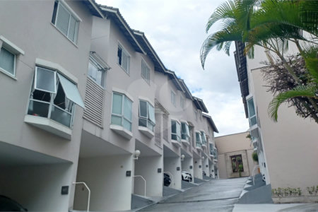 Casa à venda ou para alugar com 3 quartos, sendo 1 suíte, no condomínio Reserva dos Pássaros, São Paulo - SP