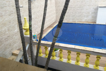 Sobrado à venda com 3 quartos, sendo 1 suíte, em Vila Galvão, Guarulhos, SP