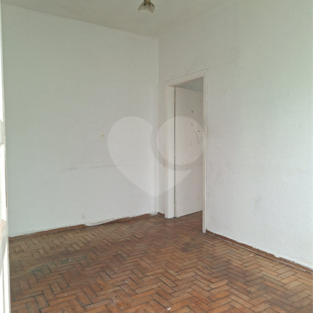 Sobrado à venda com 4 quartos em Vila Medeiros, São Paulo, SP