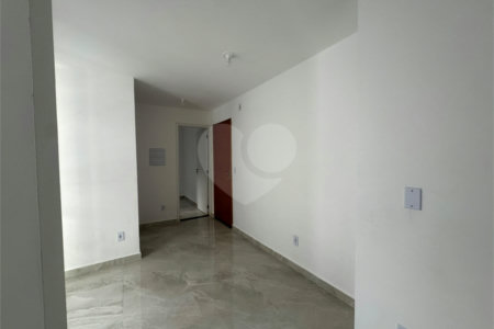 Apartamento para alugar com 1 quarto em Jardim do Triunfo, Guarulhos, SP