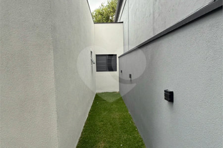 Casa à venda com 3 quartos, sendo 1 suíte,  em Jardim das Bandeiras, Mogi das Cruzes, SP